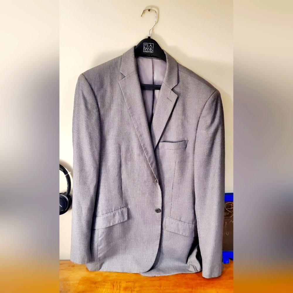 Gray pinstripe suit 44L 36x32 pant slim fit